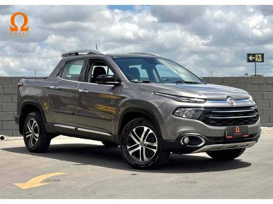 FIAT TORO 2.0 16V TURBO DIESEL VOLCANO 4WD AT9